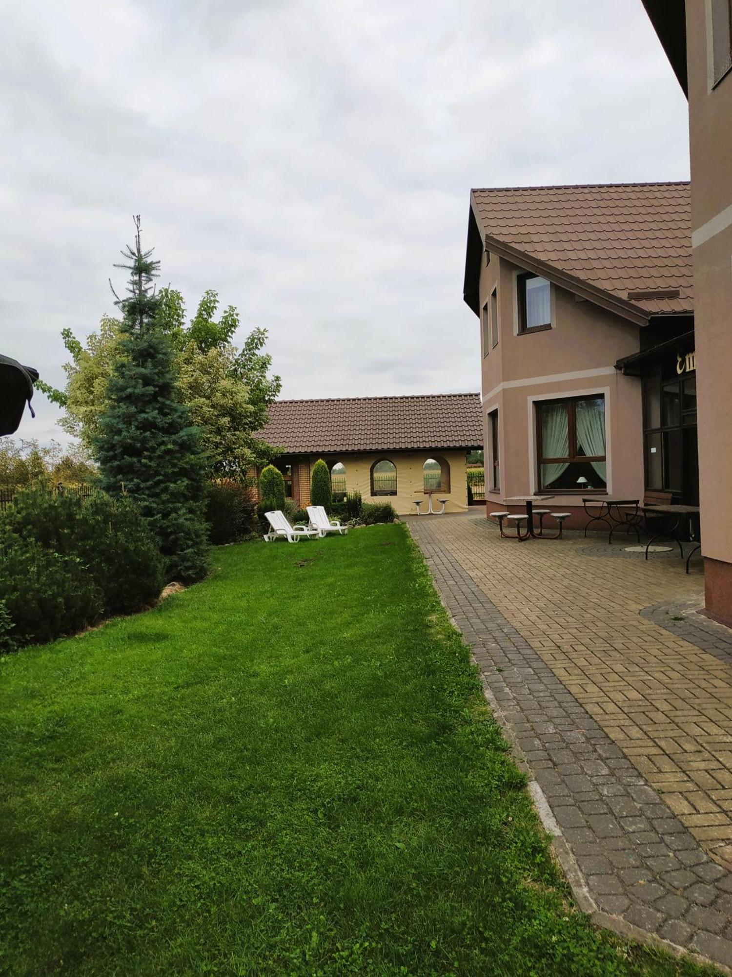 Pensjonat Emocja Leczna Extérieur photo